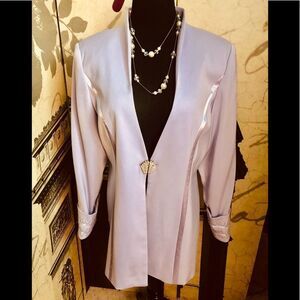 Beautiful vintage jacket by ST. James in size 12.